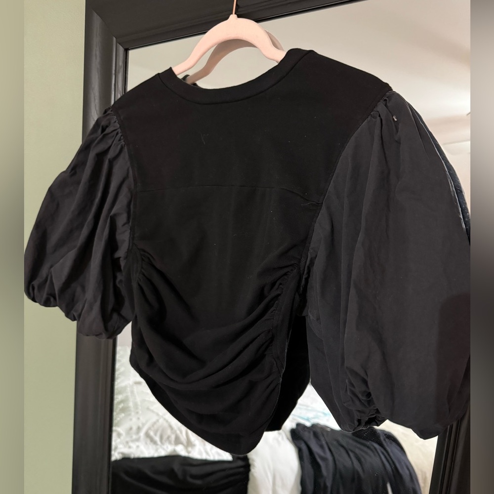 Cropped Puff Sleeve Shirt